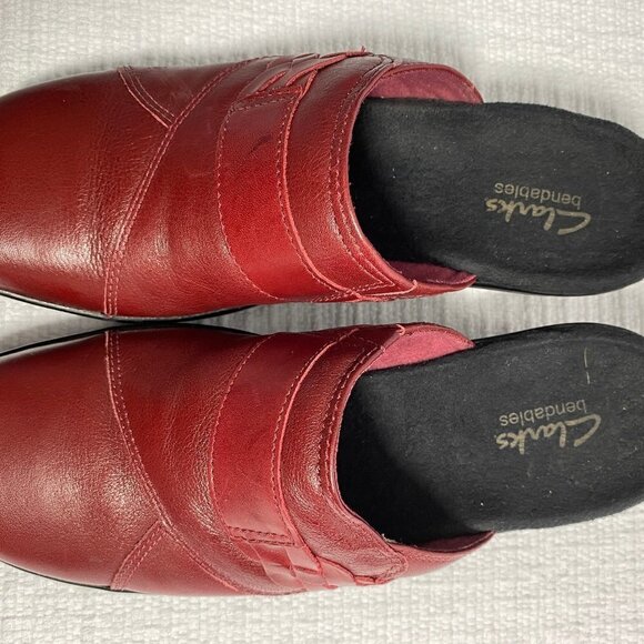 Clarks Red Leather Comfortable Clogs Size 7.5 - Picture 3 of 13